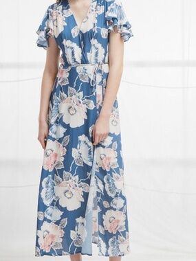 French Connection CARI CREPE FLORAL size 8